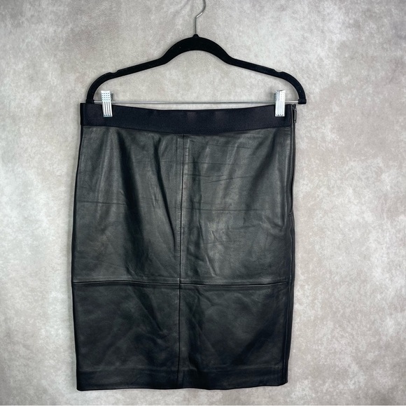 Reiss Smoth Leather Elastic Waist Midi Skirt In Black Women's Size 8 - Picture 1 of 7